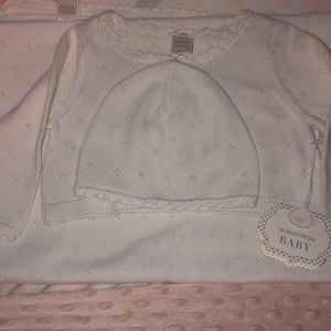 Matching Baby sweater, beanie and blanket